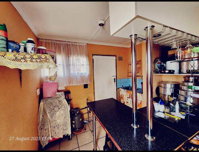 3 BEDROOM HOUSE FOR SALE IN HOWICK WEST